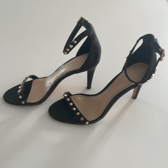 7.5 Vince Camuto Cassandy Studded Stiletto Heels Women's Black Designer - Picture 6 of 12